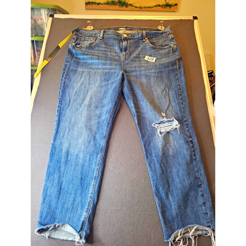 Old Navy Boyfriend Distressed Jeans Women's Size 16